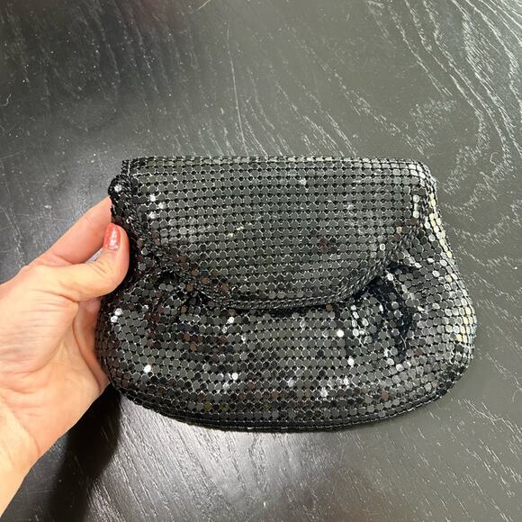 black chain metal mesh link cord body or clutch- VTG mesh- disco date night - Picture 4 of 8